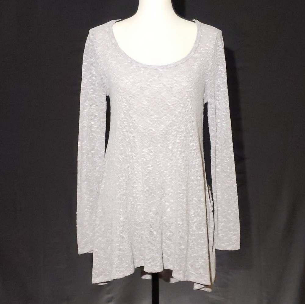 Easel Scoop Neck Long Sleeve Ruffle Hem Tunic